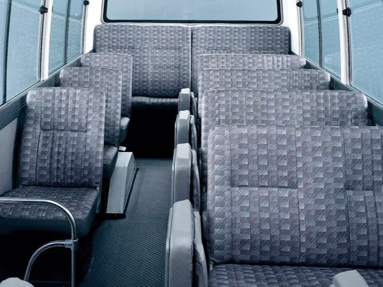 makes.nissan models.civilian IMAGE