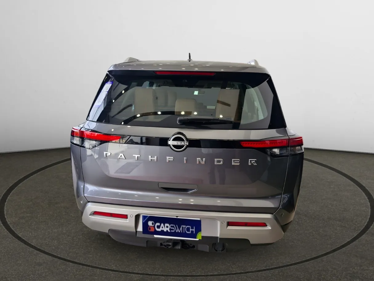 nissan pathfinder IMAGE
