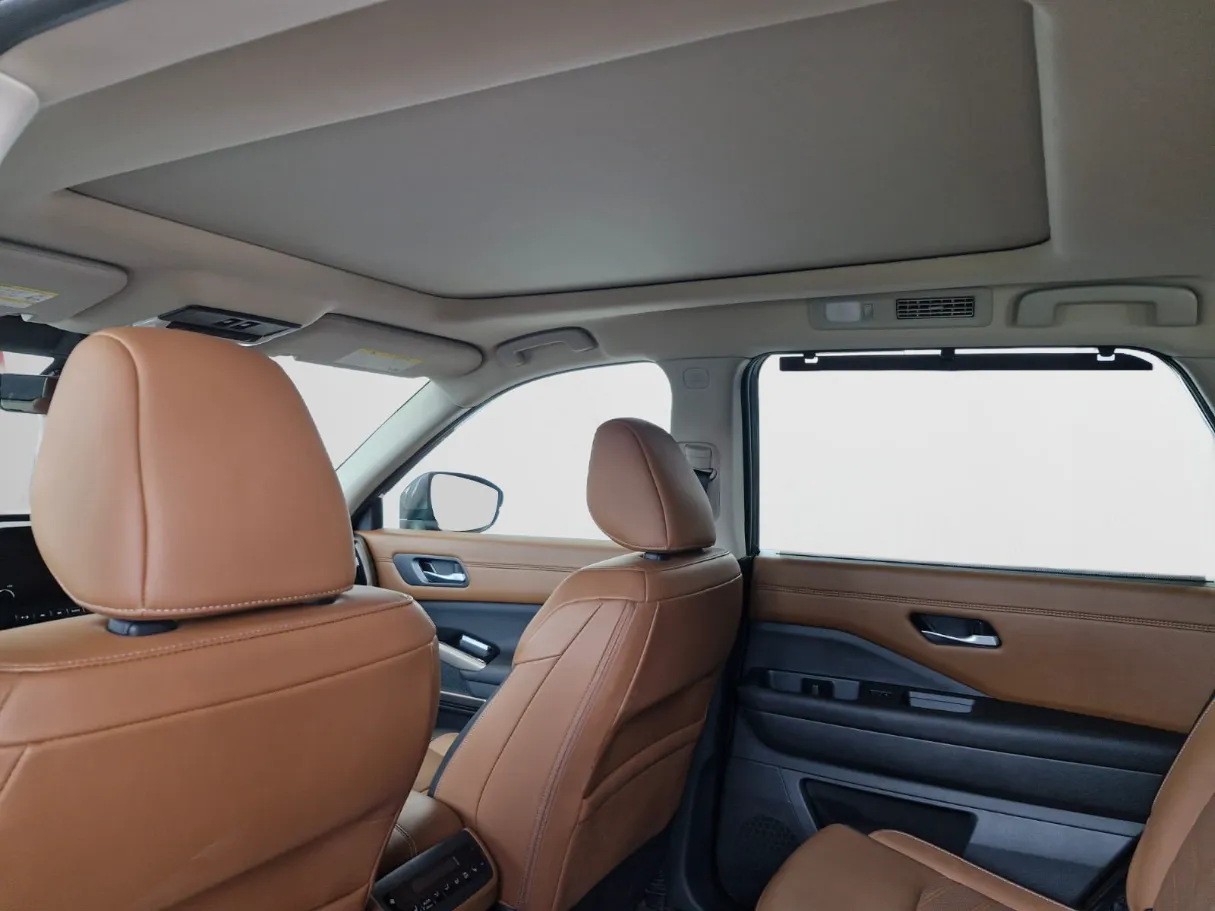 makes.nissan models.pathfinder IMAGE