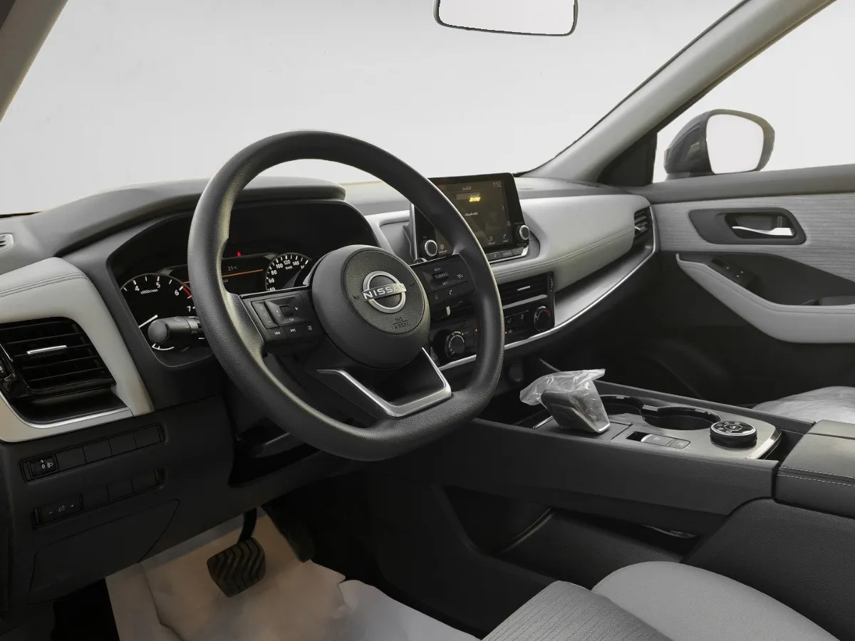 nissan x-trail IMAGE