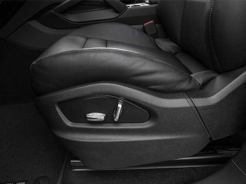 makes.porsche model_series.cayenne IMAGE