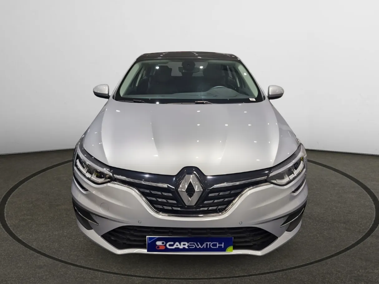 renault megane IMAGE