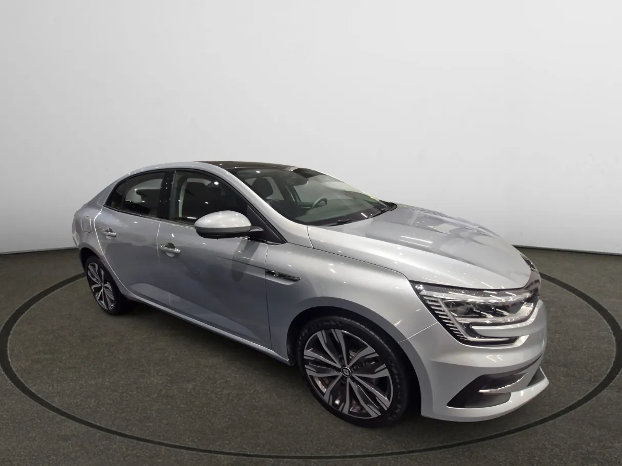 renault megane IMAGE