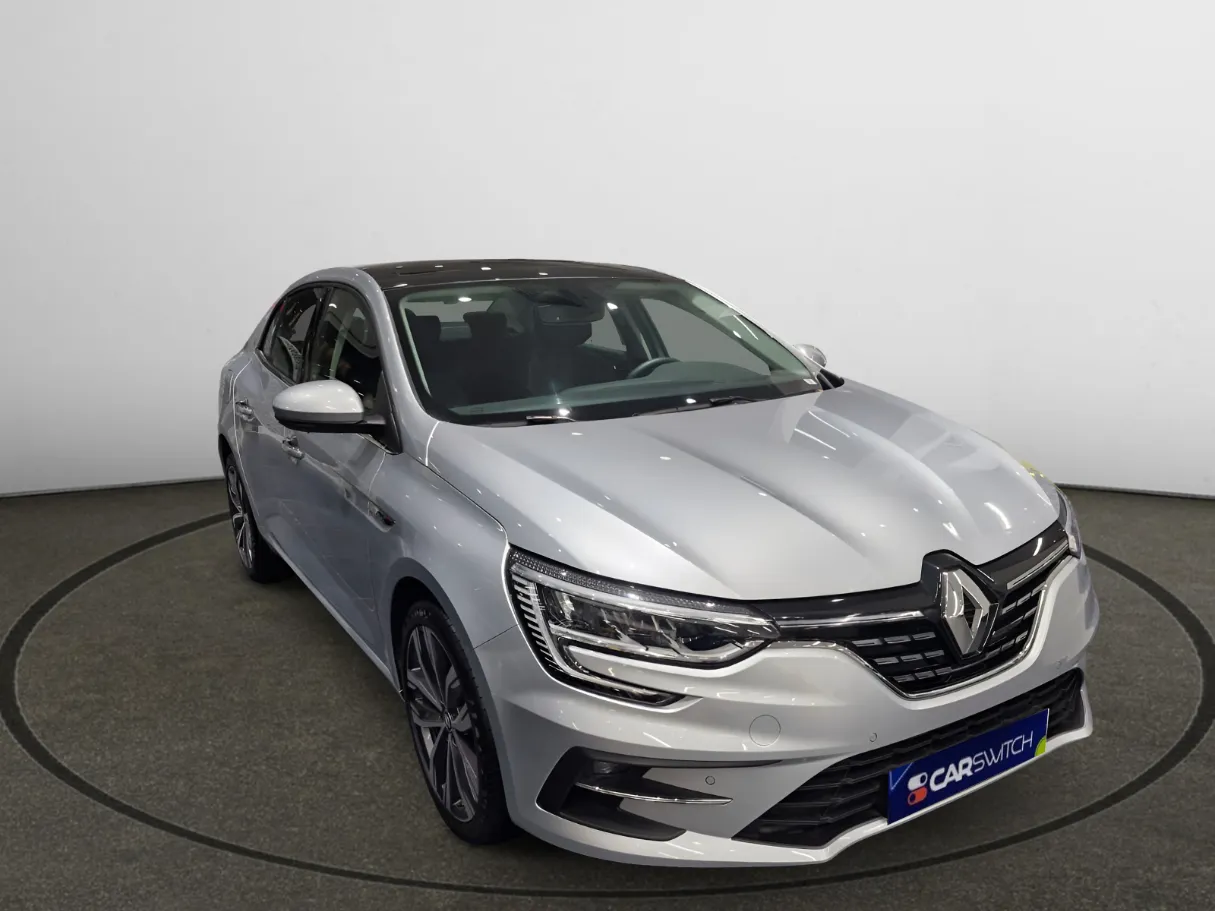 renault megane IMAGE