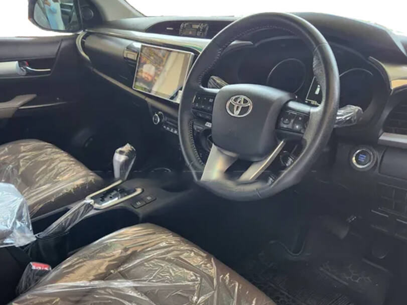 toyota hilux IMAGE