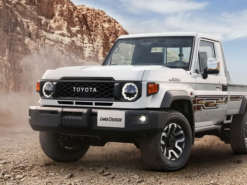 toyota land-cruiser-pickup IMAGE