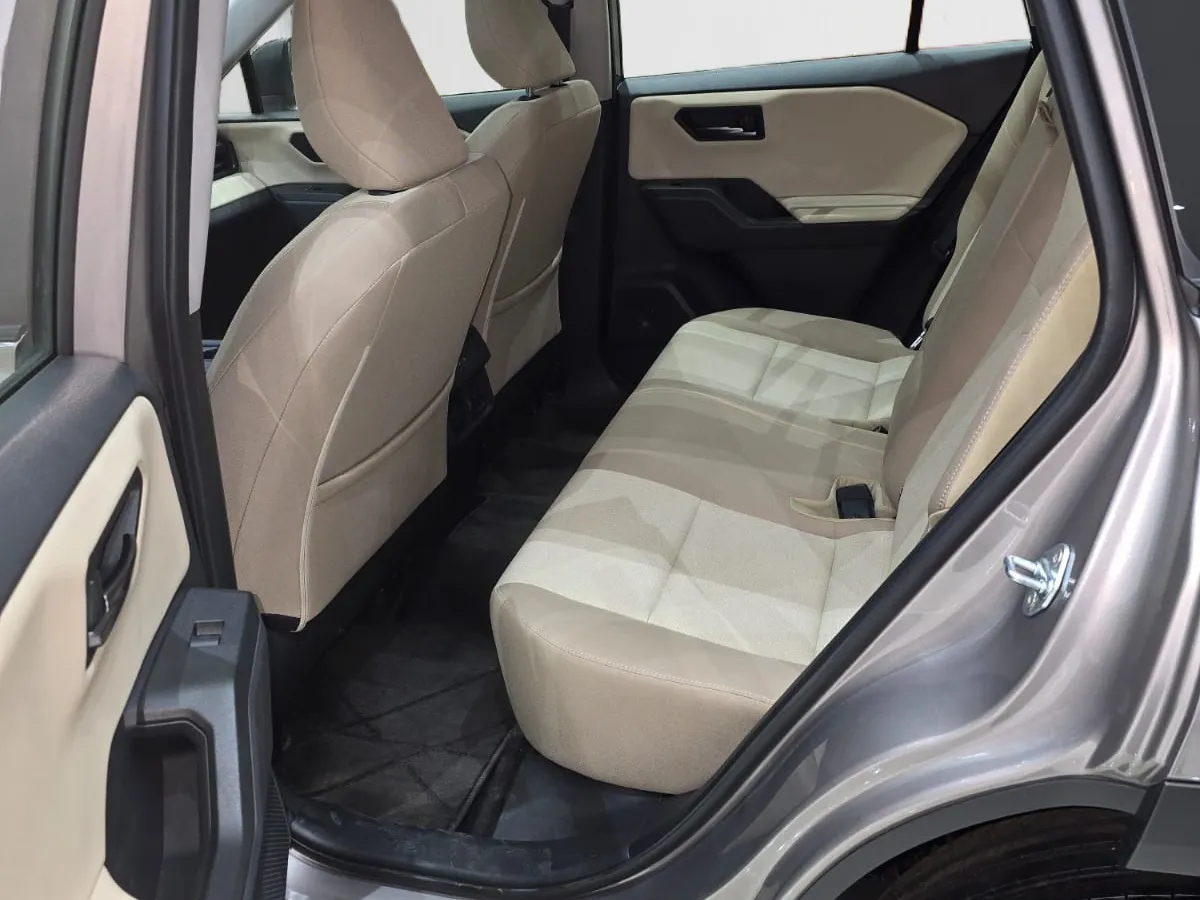 makes.toyota models.rav-4 IMAGE