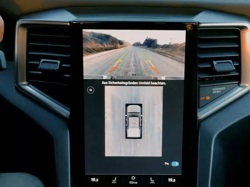 makes.volkswagen models.amarok IMAGE