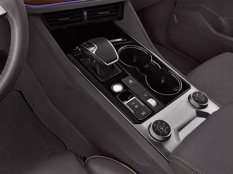 volkswagen touareg IMAGE