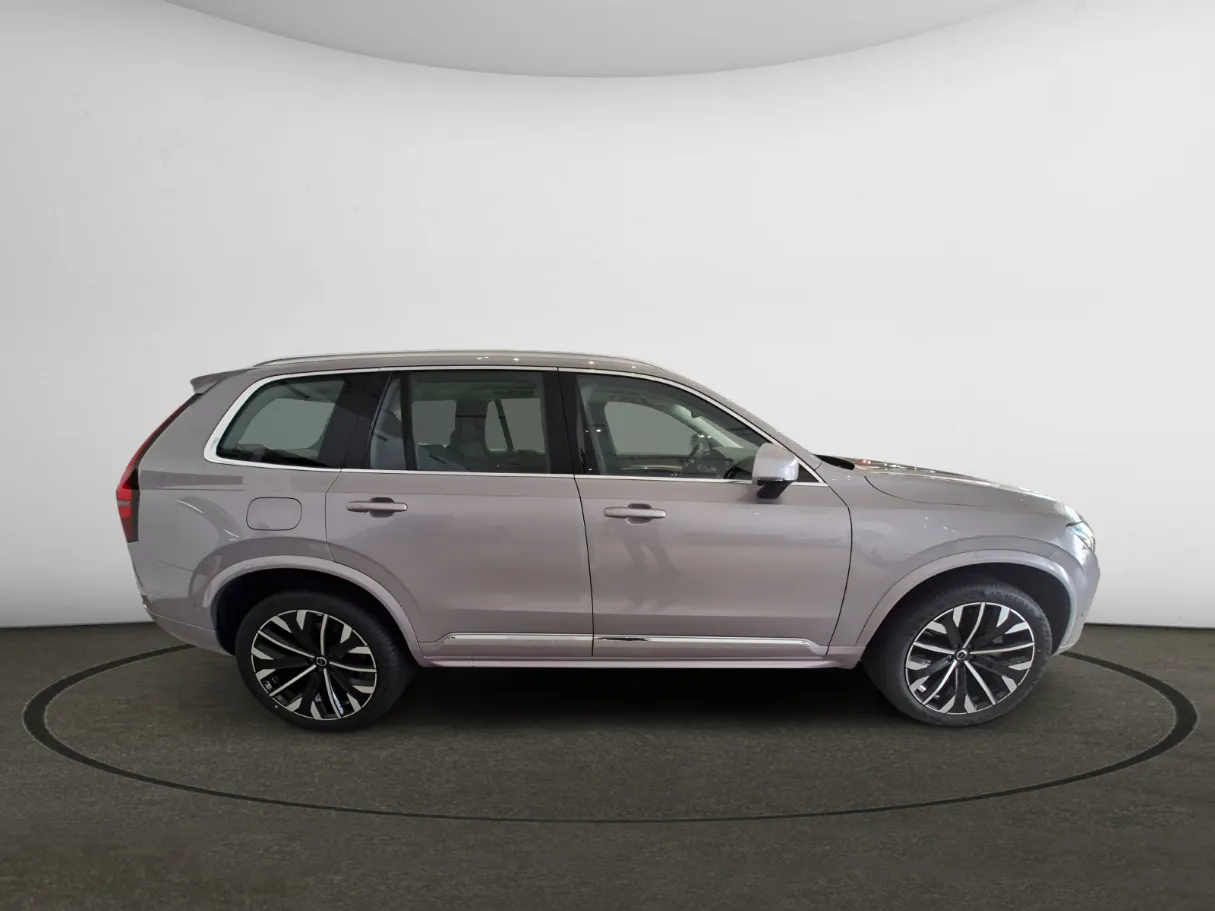 volvo xc90 IMAGE