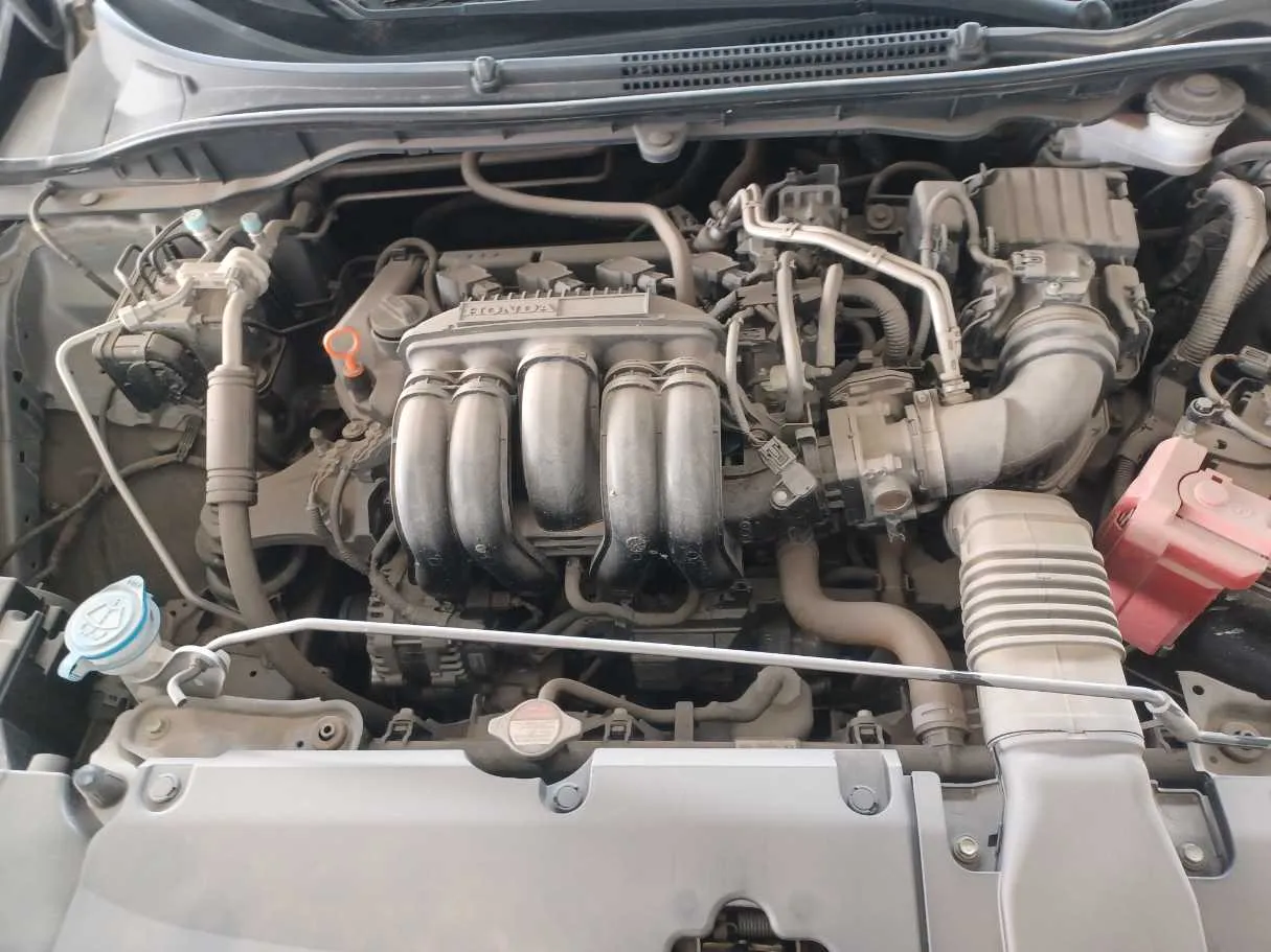 Car image 21