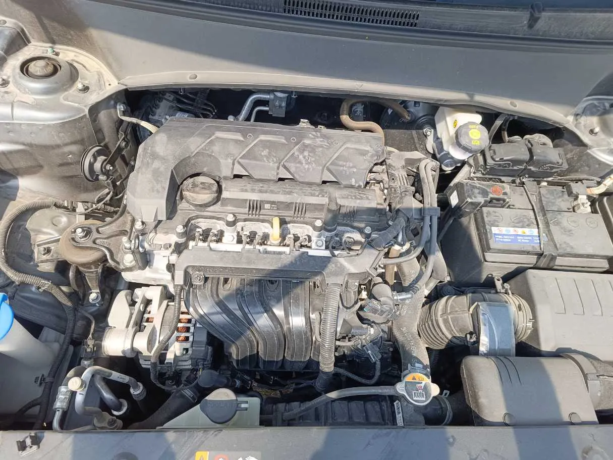 Car image 39