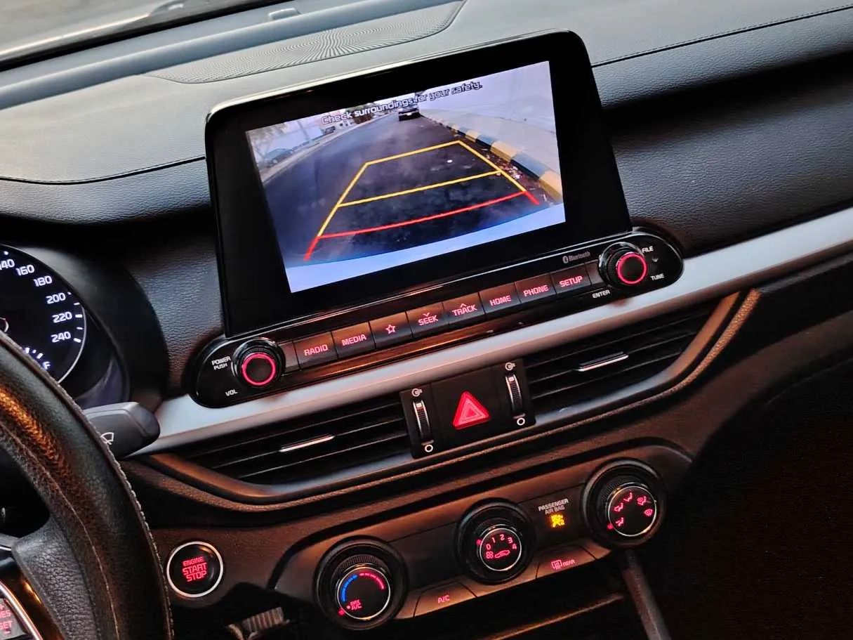 Car image 22