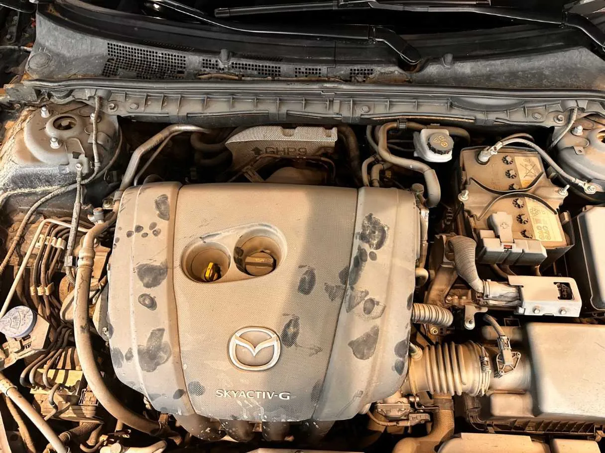 Car image 22