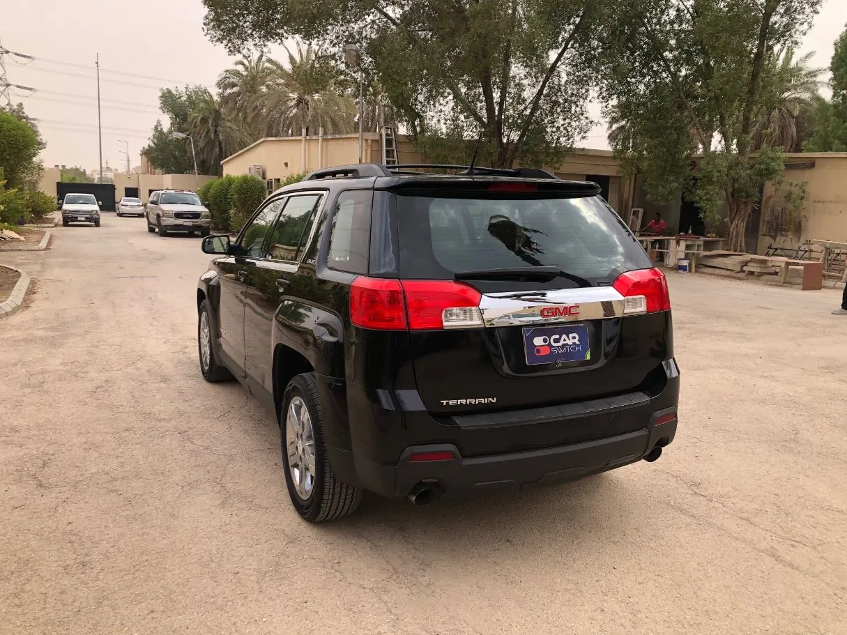 Car image 7