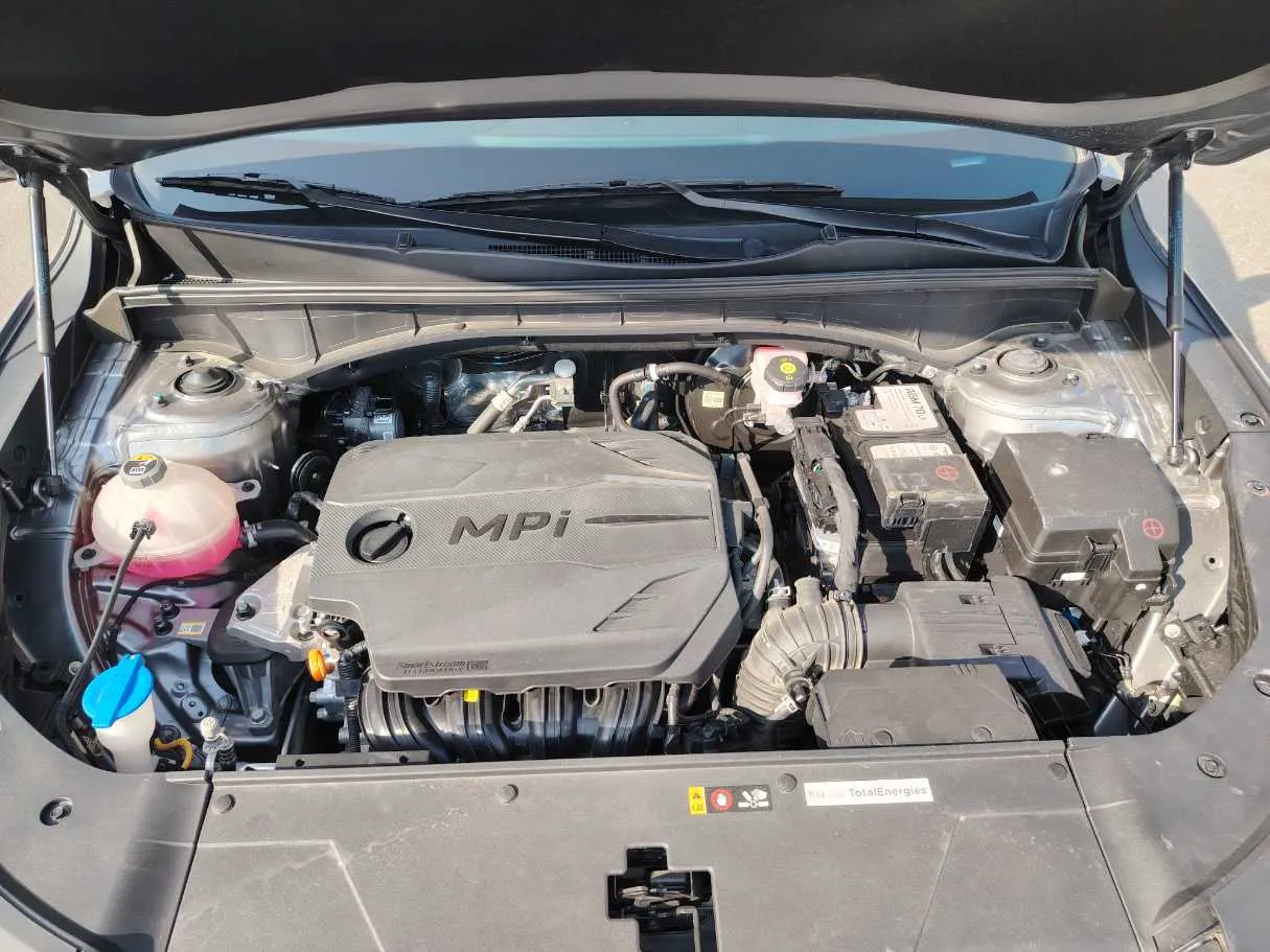 Car image 35