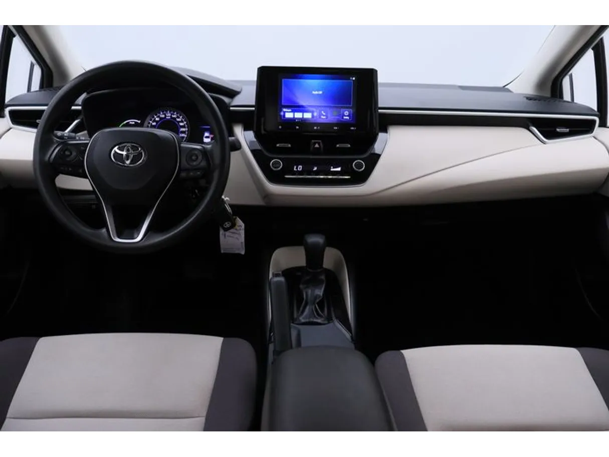 Car image 14