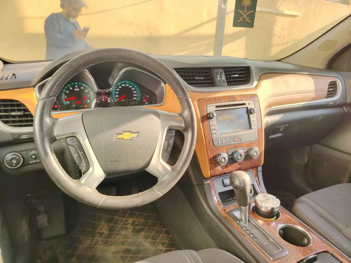 Car image 29
