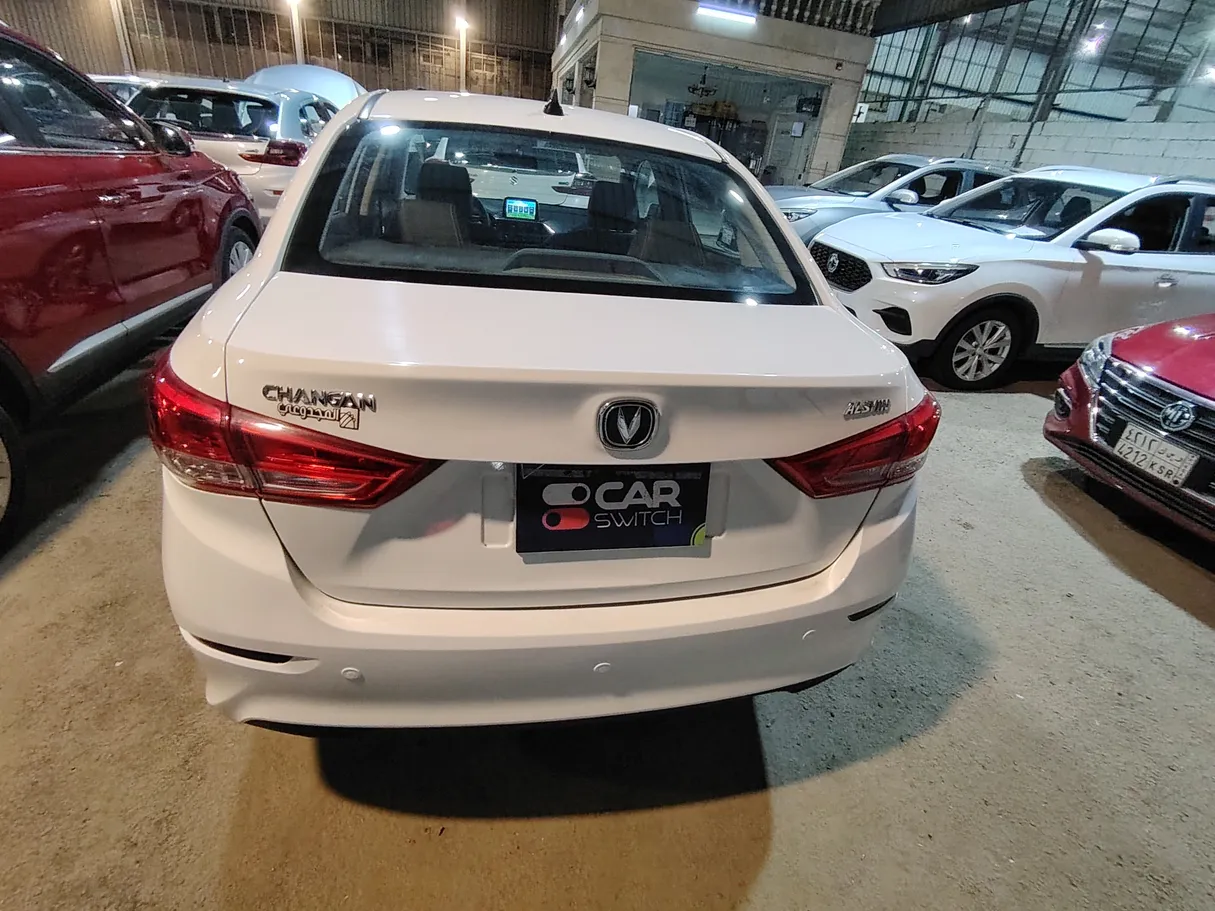 Car image 6