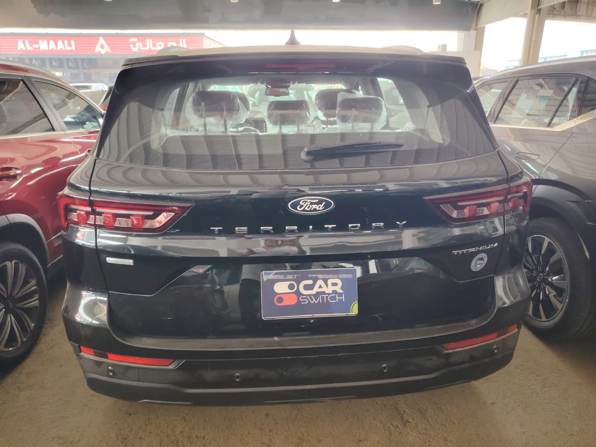Car image 6