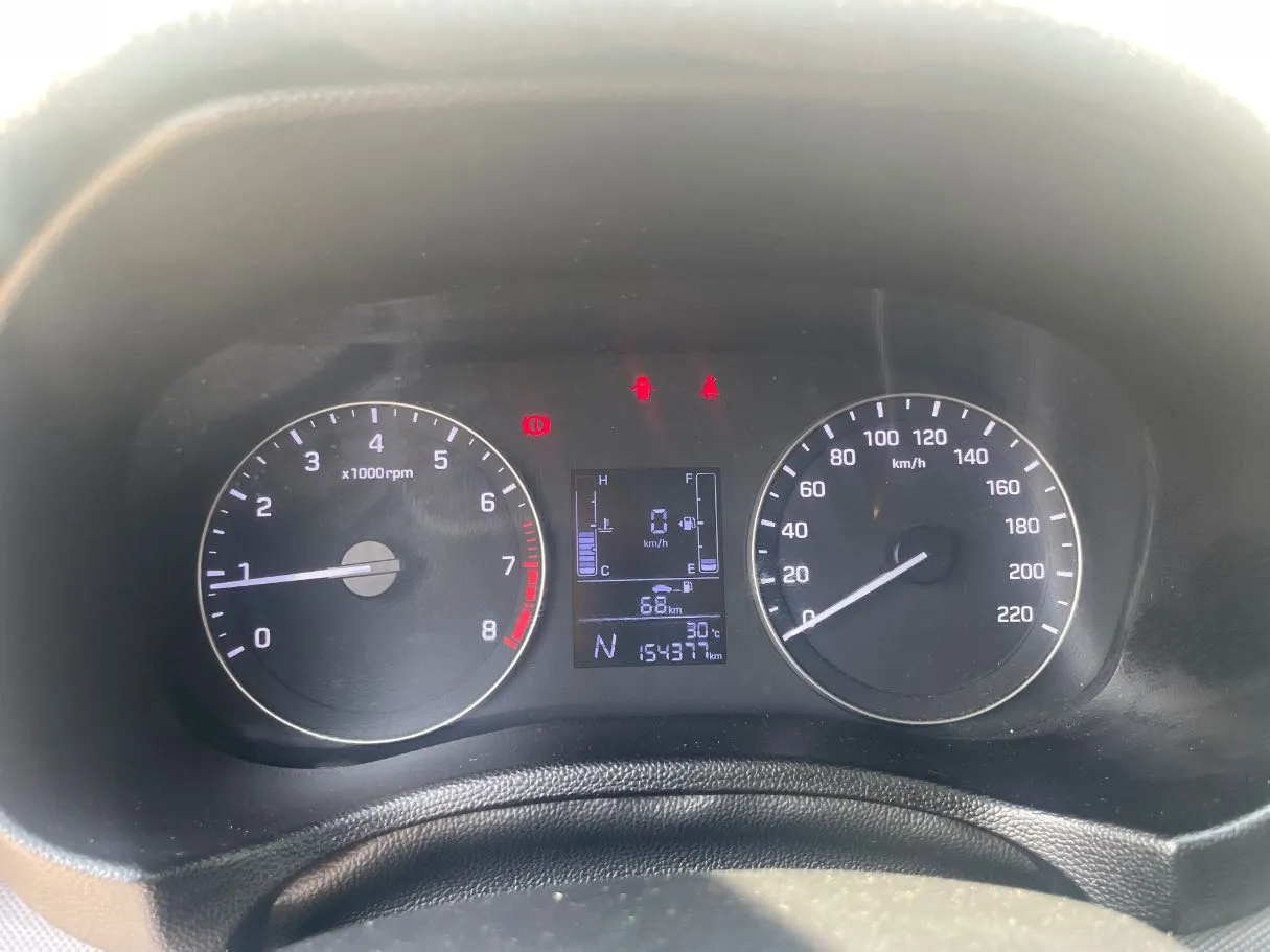 Car image 20