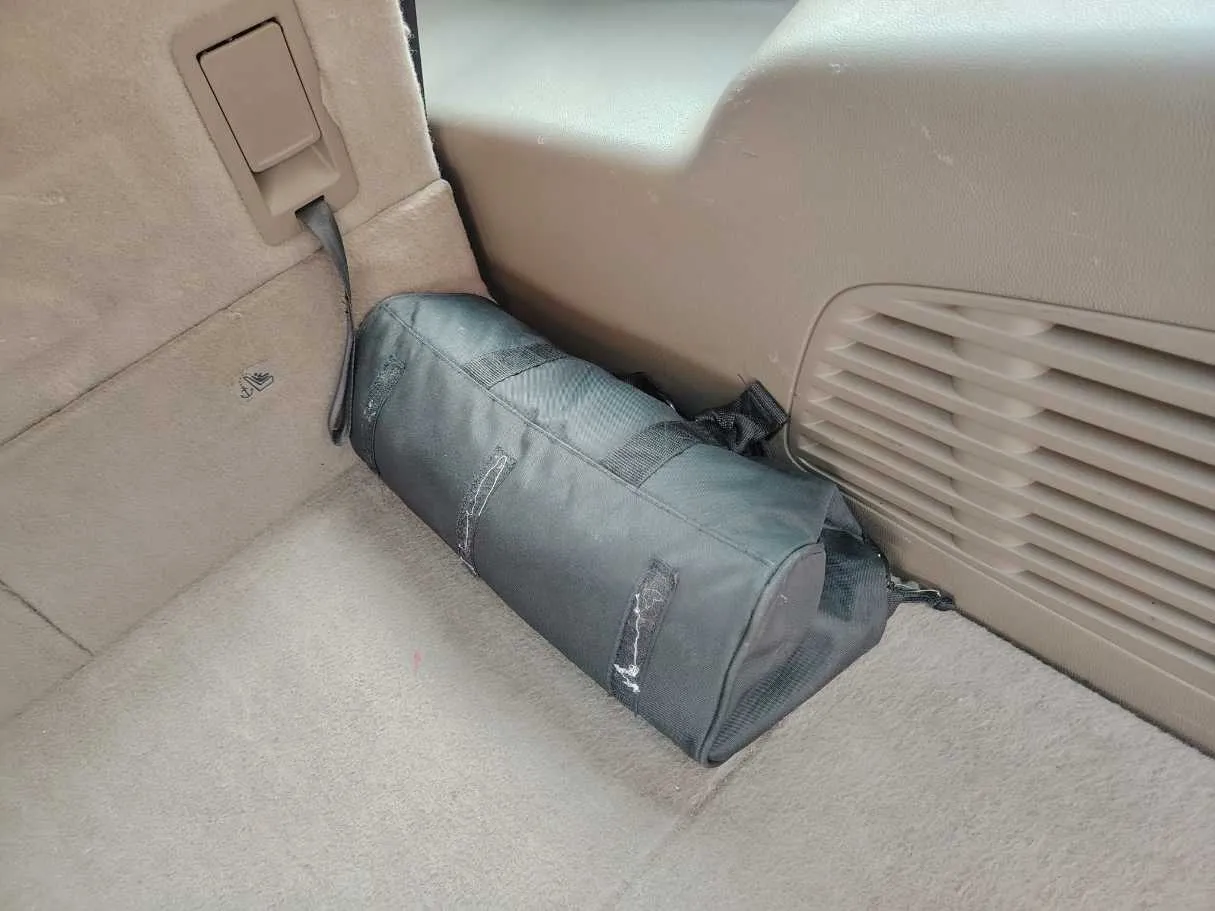 Car image 38