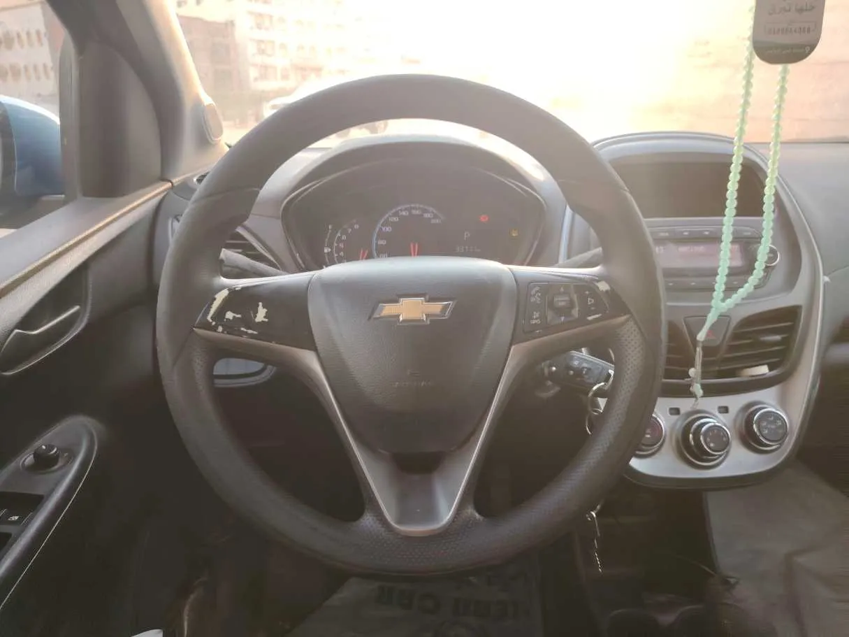 Car image 21