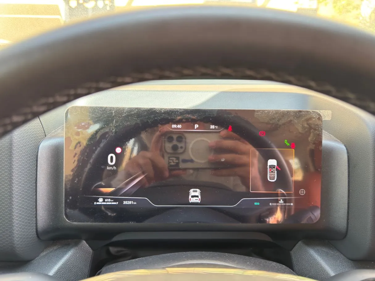 Car image 21