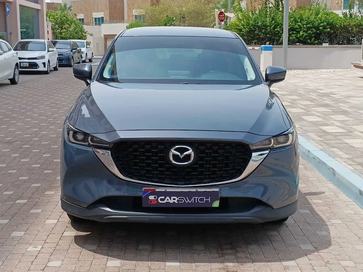 Car image 2