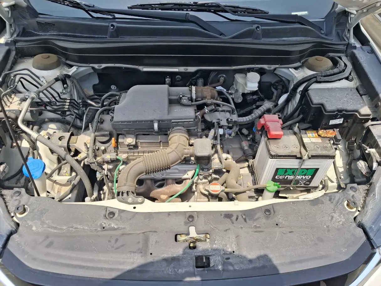 Car image 22