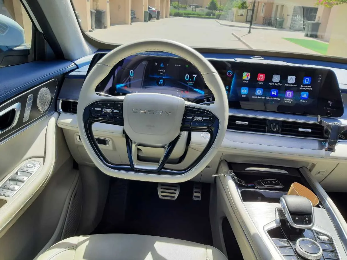 Car image 13