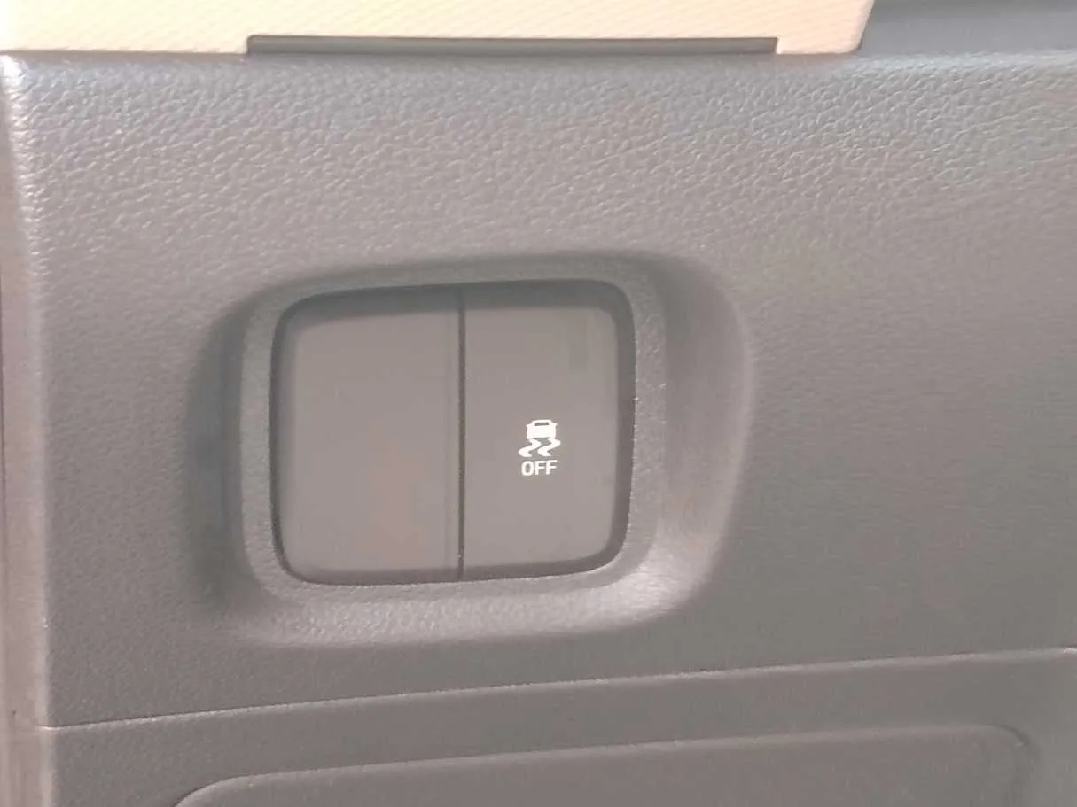 Car image 29