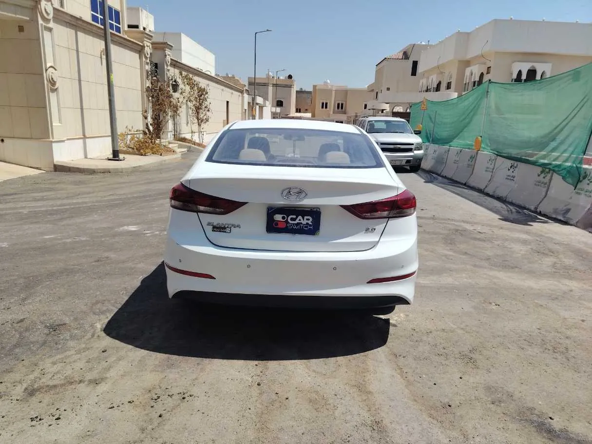 Car image 6
