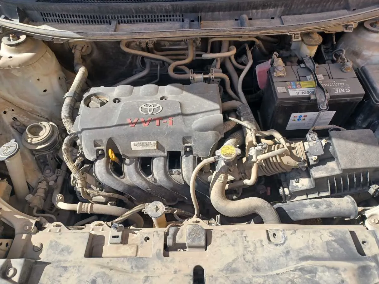 Car image 19