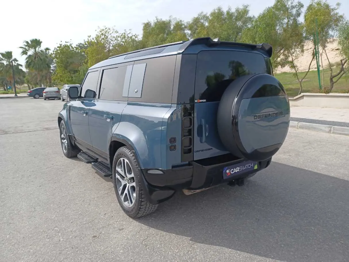 Car image 7