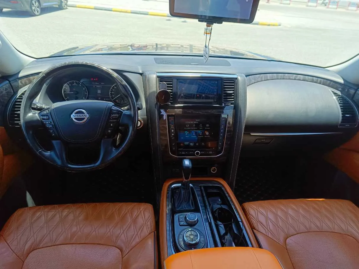 Car image 21