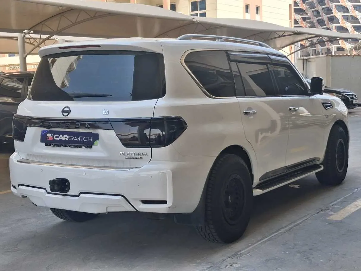 Car image 5