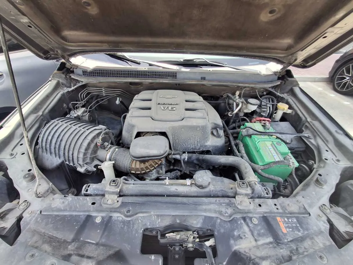 Car image 19