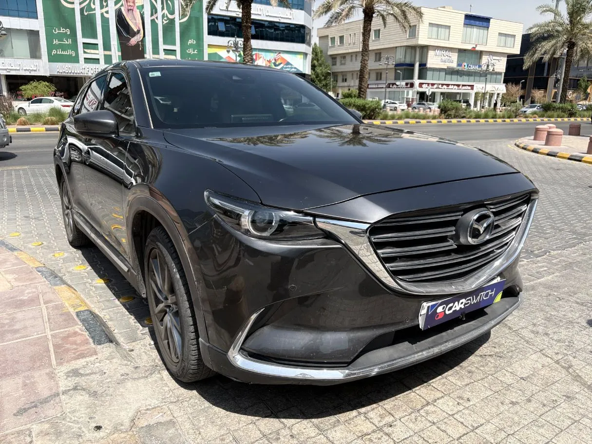 Car image 3