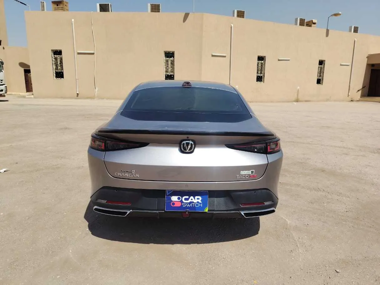 Car image 6
