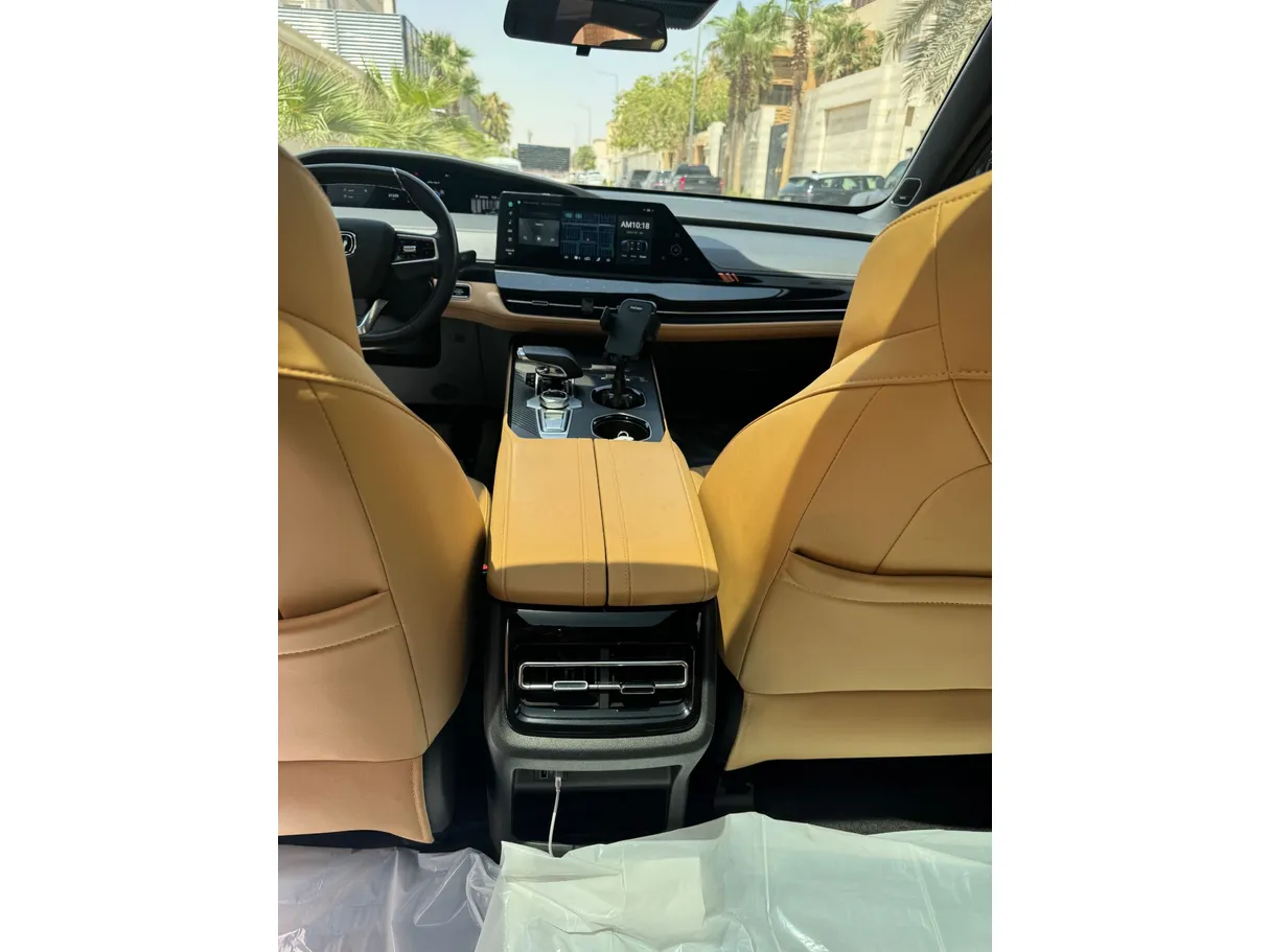 Car image 21