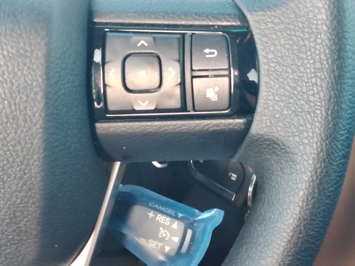 Car image 29