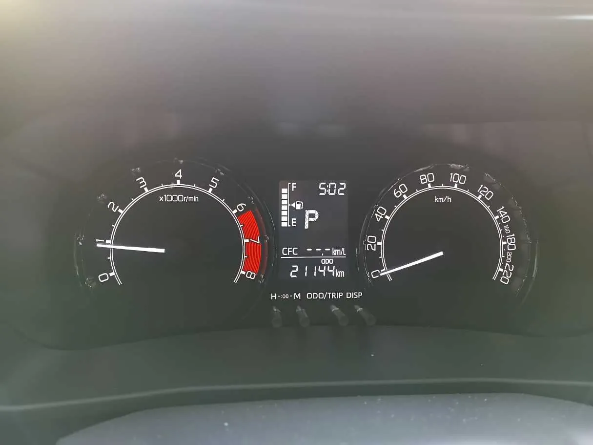 Car image 18