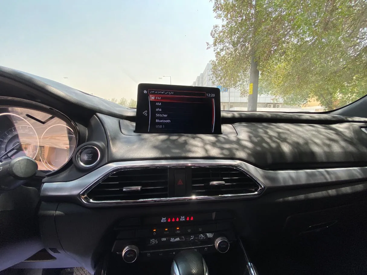 Car image 16
