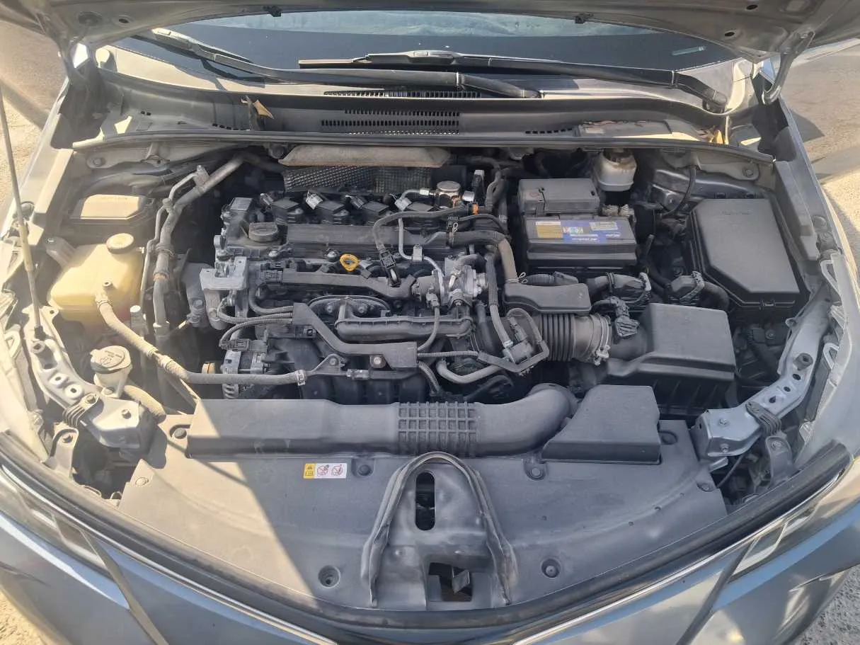 Car image 21