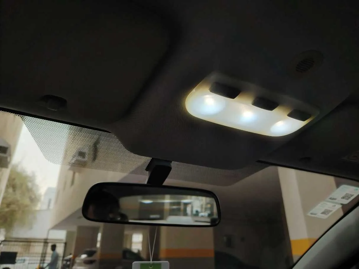 Car image 38