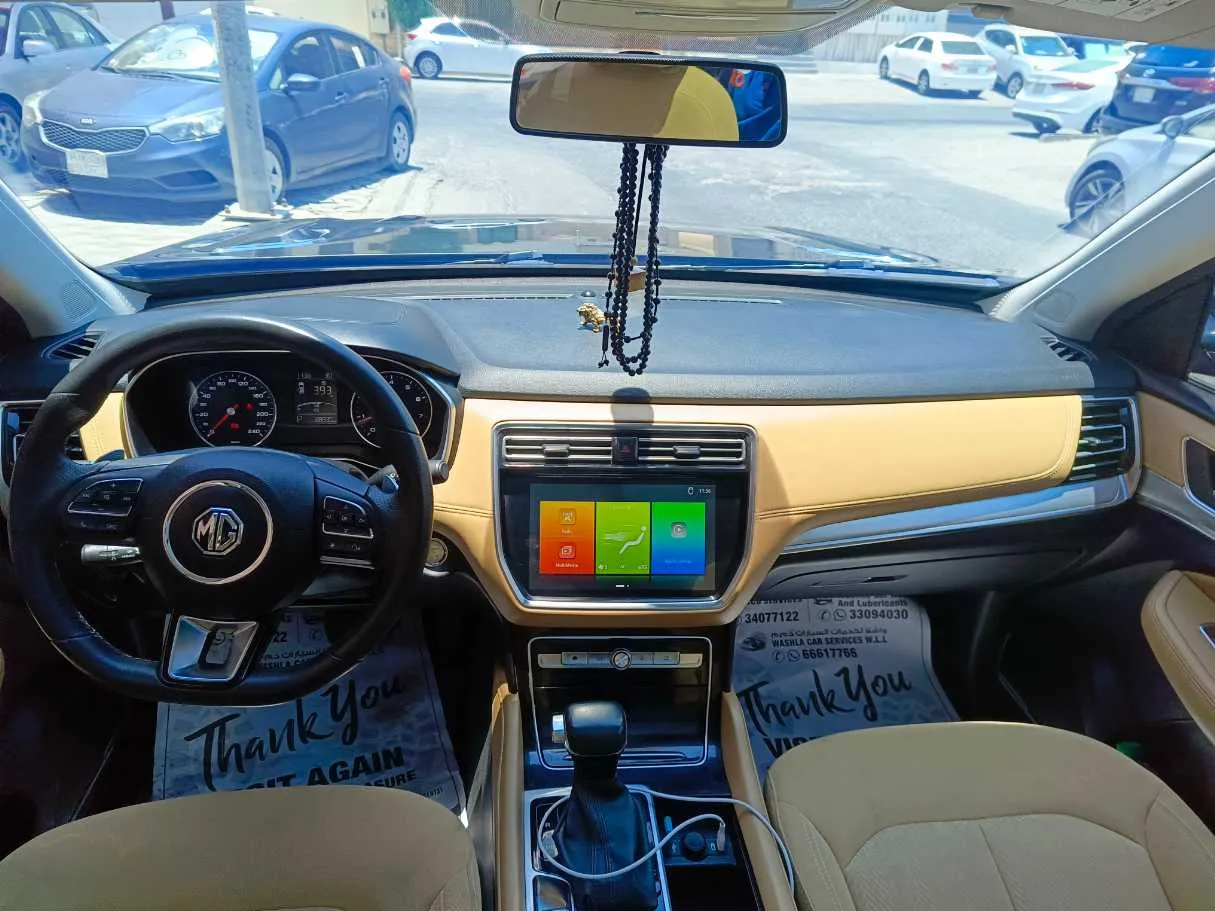 Car image 23