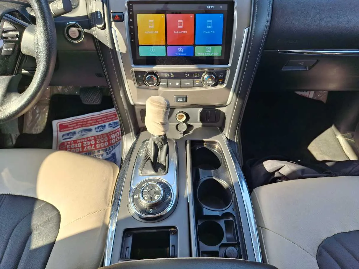 Car image 15