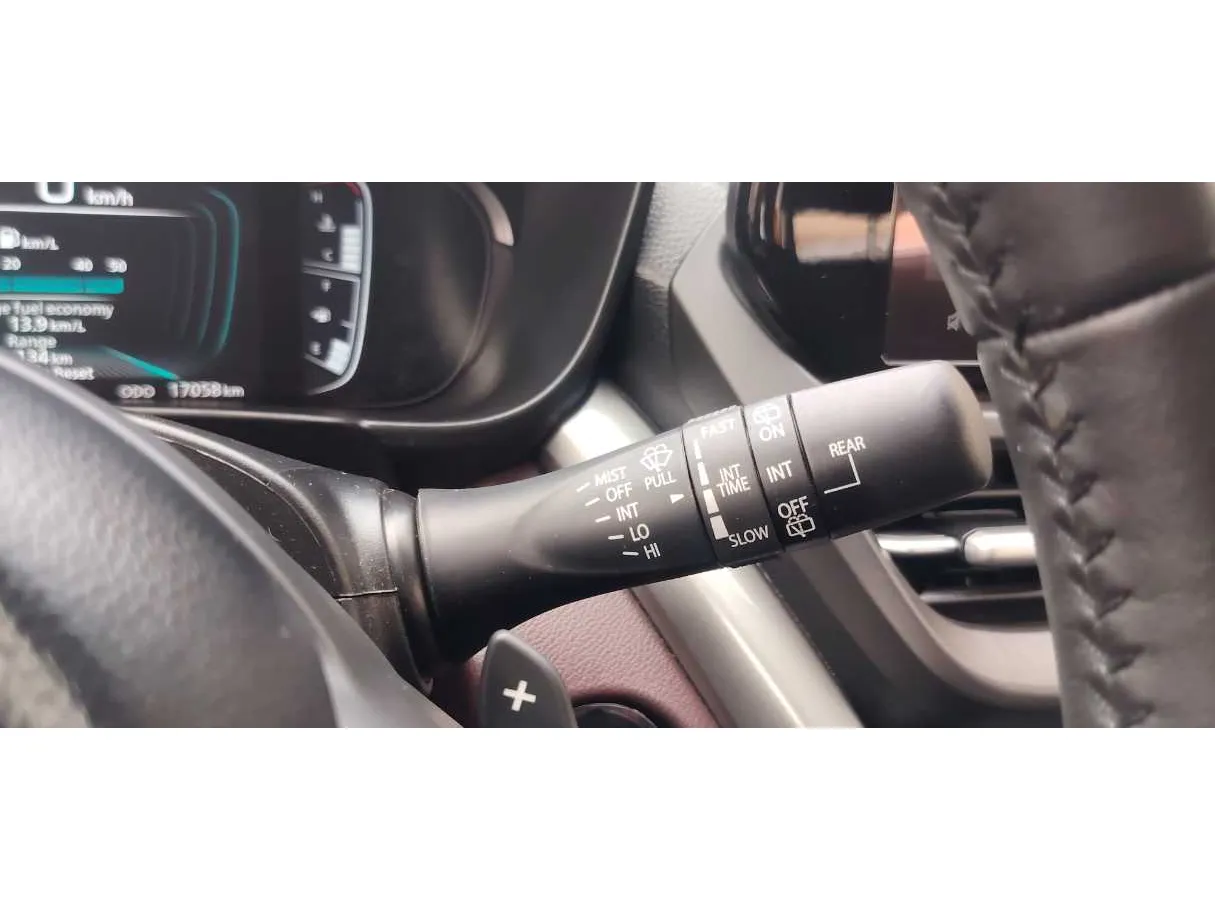 Car image 27