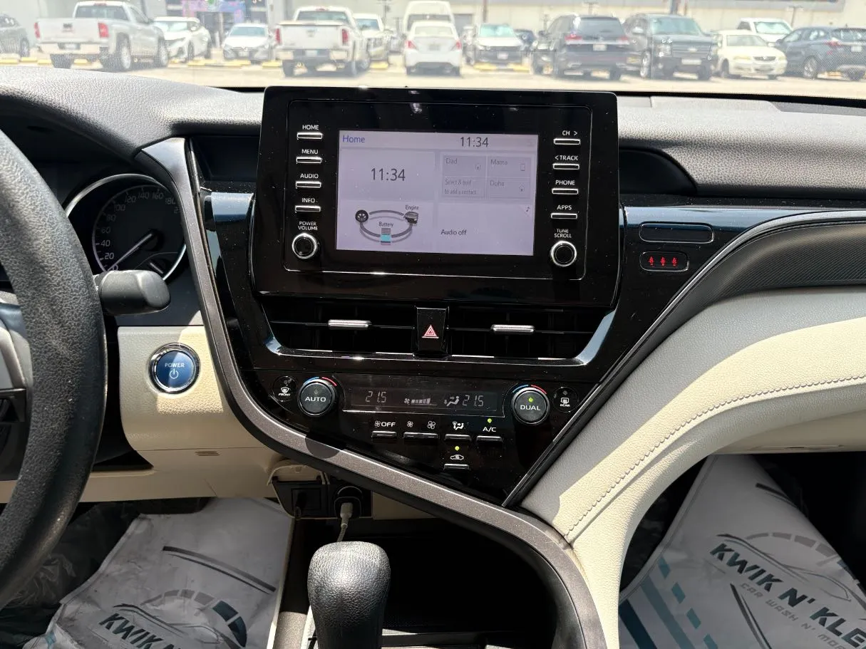 Car image 20